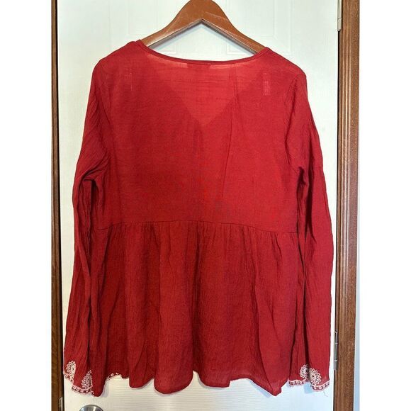 Entro NWOT Maroon Red Blouse Too With Embroidery  Size Small - Picture 8 of 12